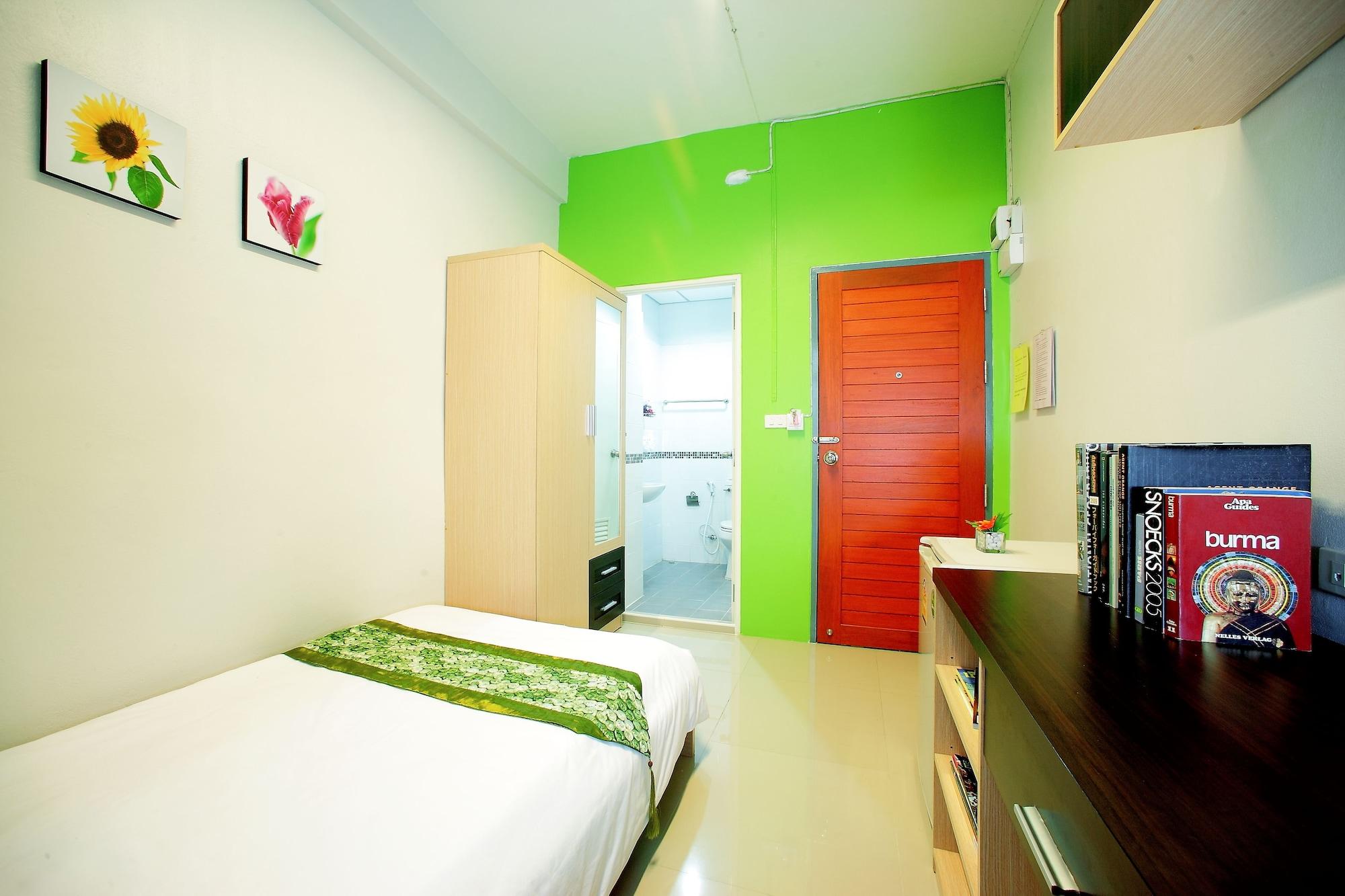 Smile Inn Bangkok Extérieur photo