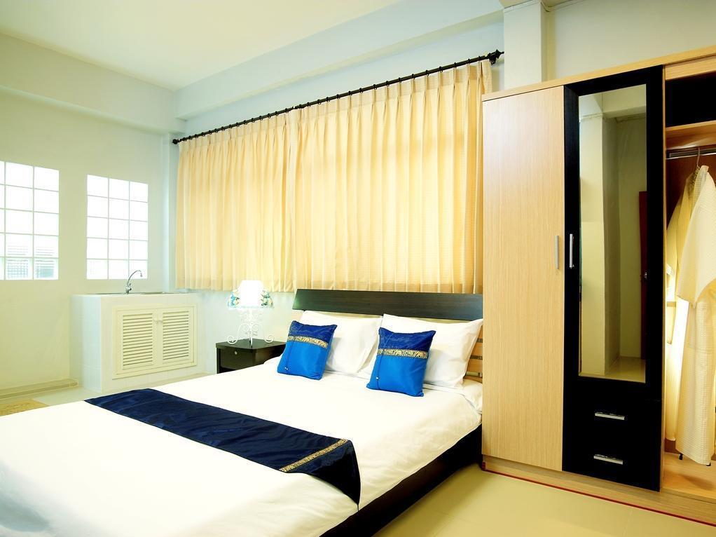 Smile Inn Bangkok Extérieur photo